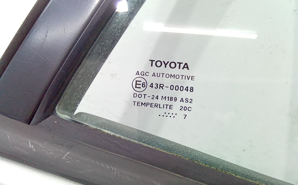 Форточка задняя правая к Toyota Auris, 2007, купить | DT-2_68841. Фото #2